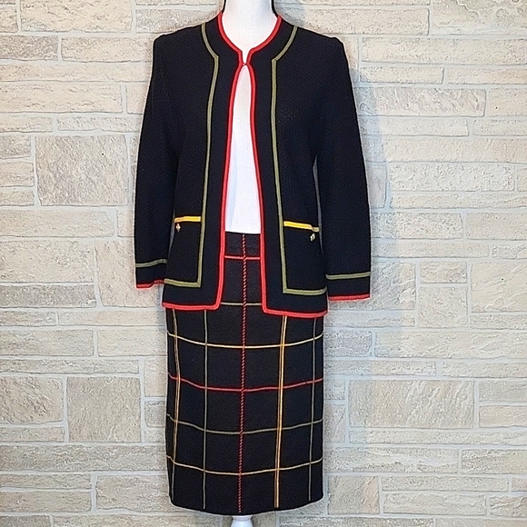 Dresses & Skirts - SWEATER SKIRT SET Classic Style Windowpane Plaid